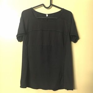 Lululemon Black Run Silver Lining Shirt